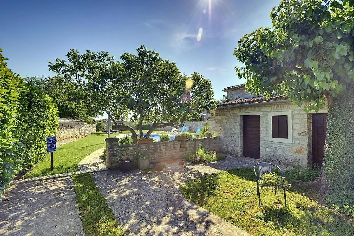 Villa Orbanici Barban 別荘